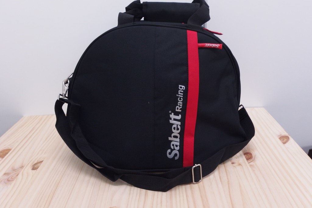 サベルトヘルメットバッグ